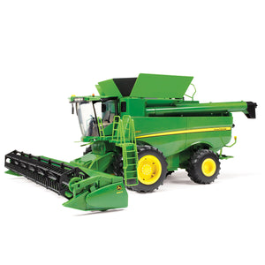 Big Farm S690 Combine with Headers